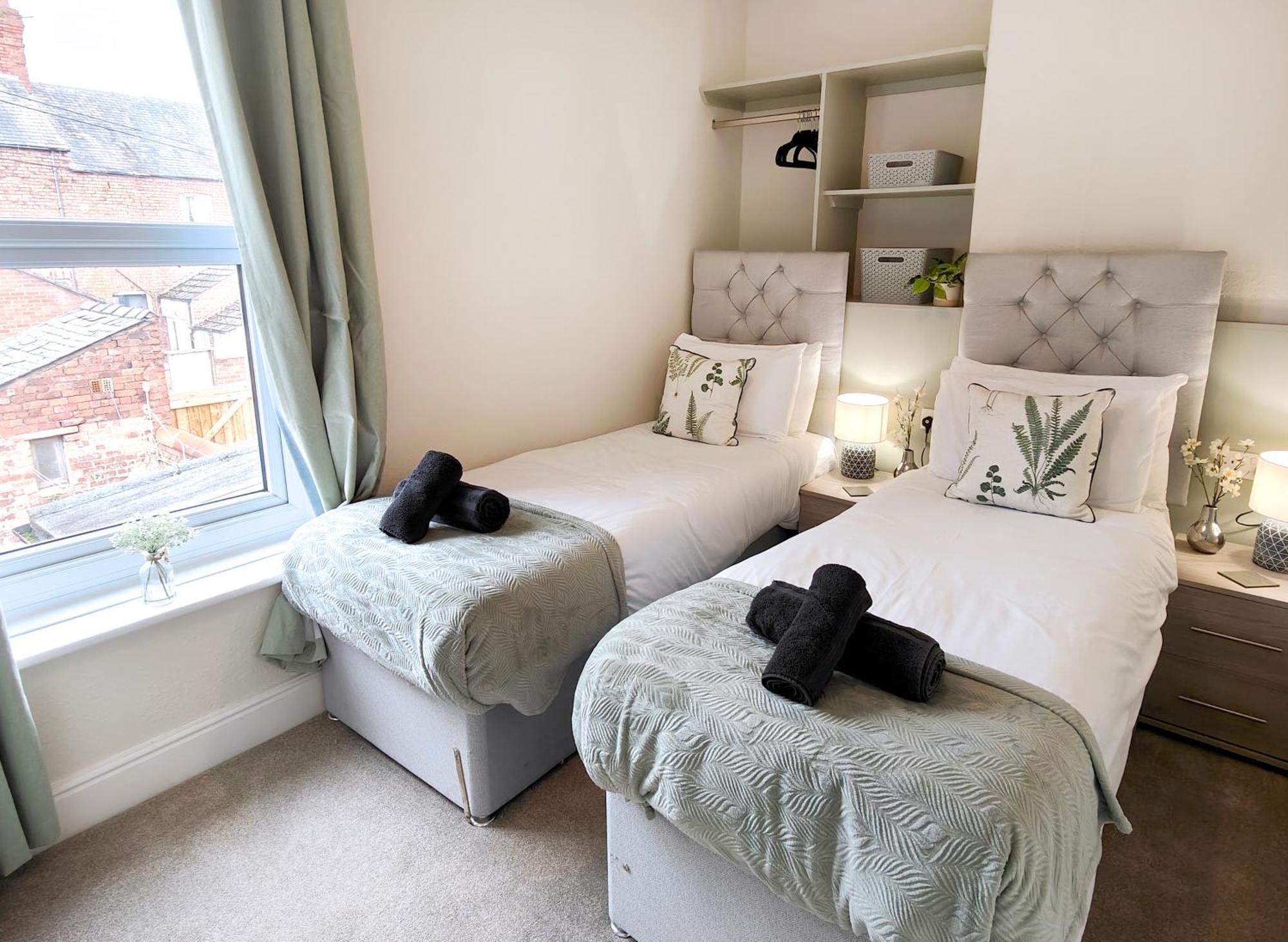 Douglas House, Near Hospital, Attractive And Comfy 2 Bedroom House With Enclosed Yard To Rear Carlisle  Exterior foto